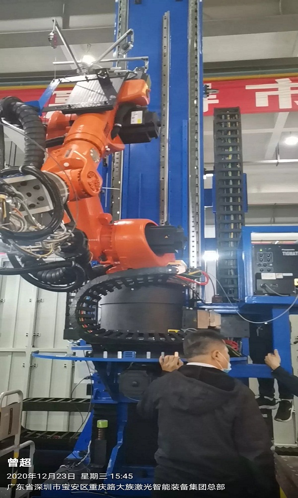 博揚工程師前往大族激光，探討亞特蘭齒條項目